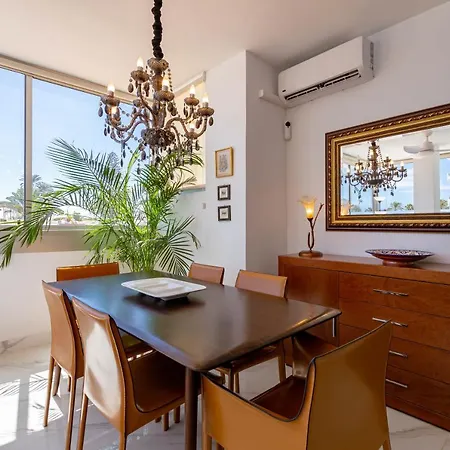 Canarian - Luxury Near Yumbo