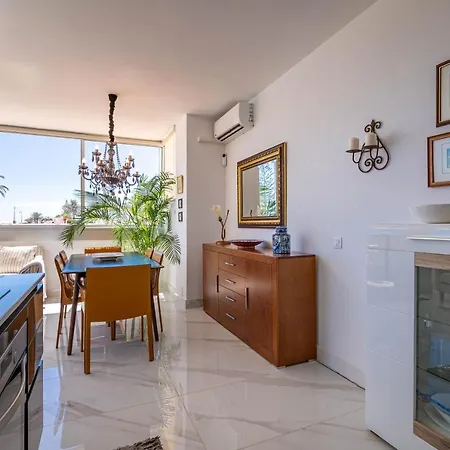 Canarian - Luxury Near Yumbo Apartment *